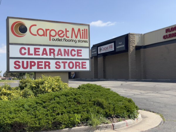 Aurora, Colorado Carpet & Hardwood Flooring Clearance Store